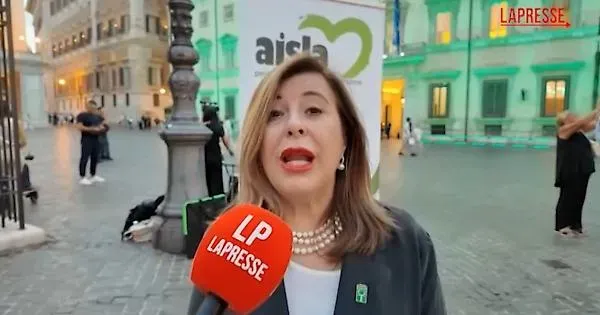 Sla, da Palazzo Chigi l’Italia si illumina di verde per la XIX Giornata nazionale