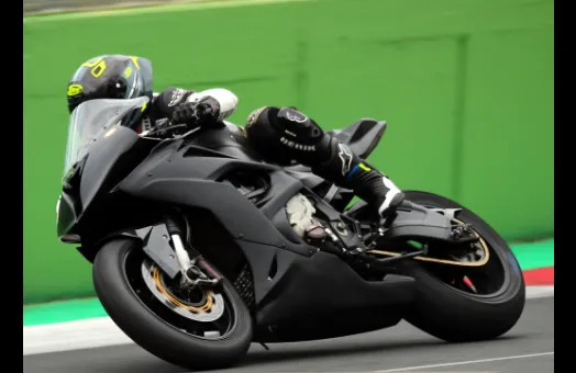 Nuova tragedia in pochi giorni al circuito di Vallelunga: muore in pista il 39enne Riccardo Fuso