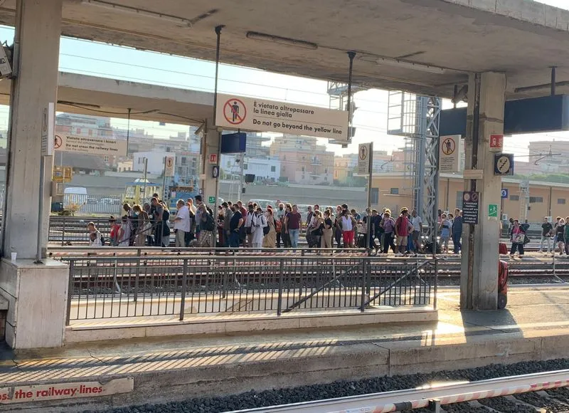 Lavori sulla linea ferroviaria, il Comitato Pendolari: “Insufficienza il piano alternativo sulla FL5”