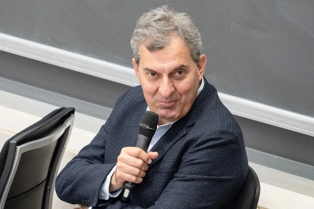Milano, Mario Calabresi valuta candidatura a sindaco: "Mi piacerebbe fare la mia parte"