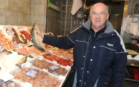 Addio a Gino Satta, il volto di Fiumicino tra mare, pesca, politica e imprenditoria