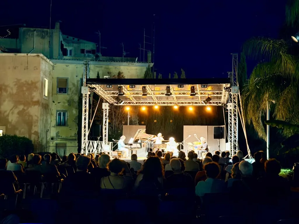 Debutto ok per "E...state in giardino" - TRC Giornale