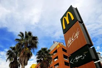 Lavoro nel Lazio, Mc Donald's cerca personale: come partecipare alla giornata di selezione in presenza