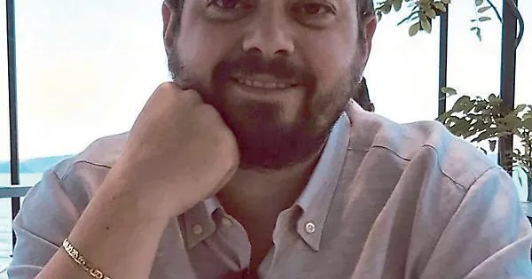 Auguri a Simone Rizzi e l'oroscopo quotidiano